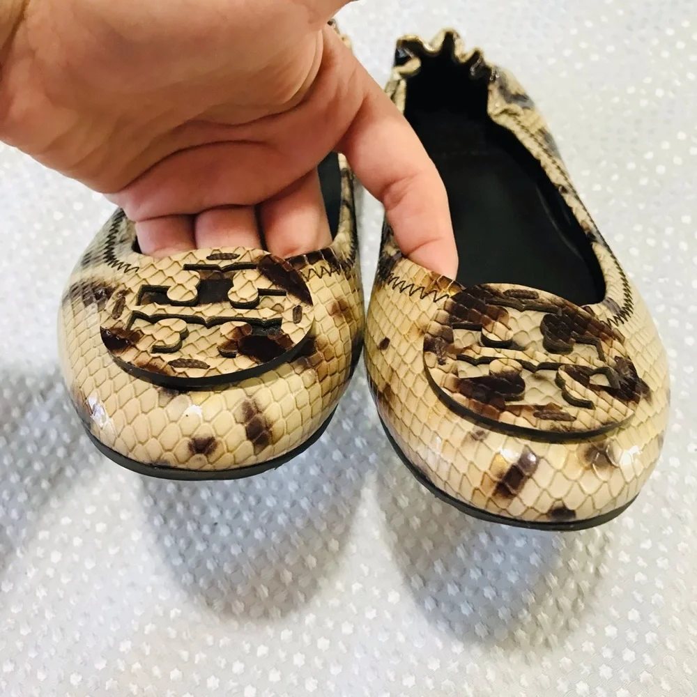 Tory Burch leopard patent‎ leather flats